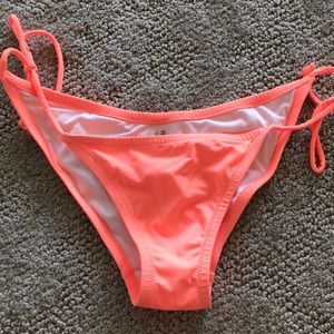Victoria’s Secret bottoms